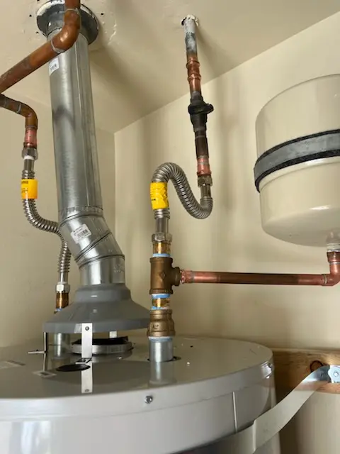Water heater installation and plumbing repair in La Cañada Flintridge